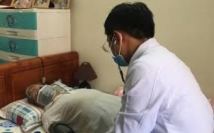 KHÁM BỆNH TẠI NHÀ